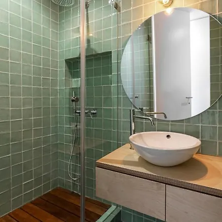 Mare Cheia: And Surf 2 Consolação