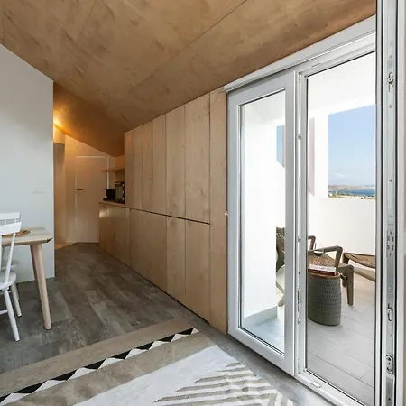 Mare Cheia: And Surf 2